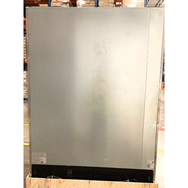 Scratch and Dent Avantco SS-2R-HC 54" Stainless Steel Solid Door Reach-In Refrigerator