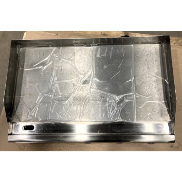 Scratch and Dent Avantco EG30N 30" Electric Countertop Griddle - 208/240V, 3.3 kW-4.5 kW