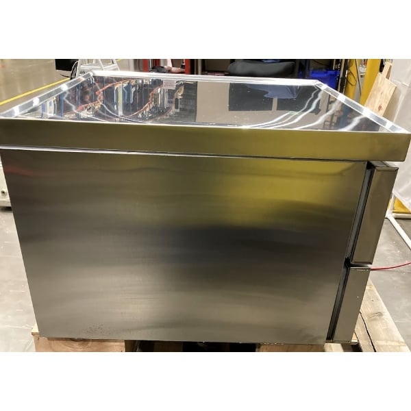 Scratch and Dent Avantco CBE-36-HC 36" 2 Drawer Refrigerated Chef Base