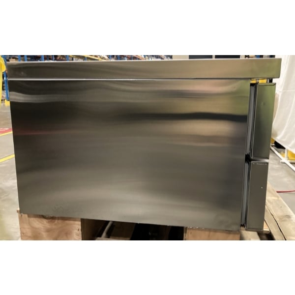 Scratch and Dent Avantco CBE-36-HC 36" 2 Drawer Refrigerated Chef Base
