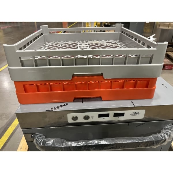 Scratch and Dent MainStreet Equipment HTUC High-Temperature Undercounter Dishwasher - 208V/240V, 1 Phase
