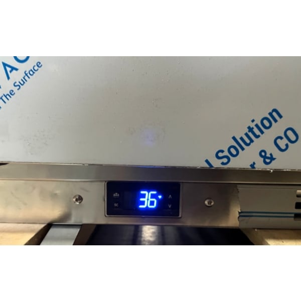 Scratch and Dent Beverage-Air SPE60HC-16 Elite Series 60" 2 Door Refrigerated Sandwich Prep Table