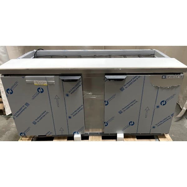 Scratch and Dent Beverage-Air SPE60HC-16 Elite Series 60" 2 Door Refrigerated Sandwich Prep Table