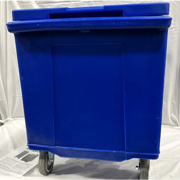 Scratch and Dent CaterGator 125 lb. Capacity Blue Mobile Ice Bin with Flip Lid