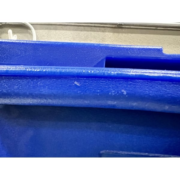 Scratch and Dent CaterGator 125 lb. Capacity Blue Mobile Ice Bin with Flip Lid