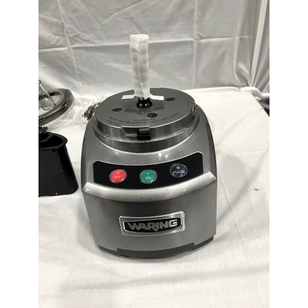 Scratch and Dent Waring WFP16S 4 Qt. Clear Batch Bowl Food Processor with Vegetable Prep Lid Chute and 3 Discs - 2 hp