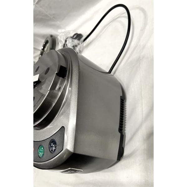 Scratch and Dent Waring WFP16S 4 Qt. Clear Batch Bowl Food Processor with Vegetable Prep Lid Chute and 3 Discs - 2 hp