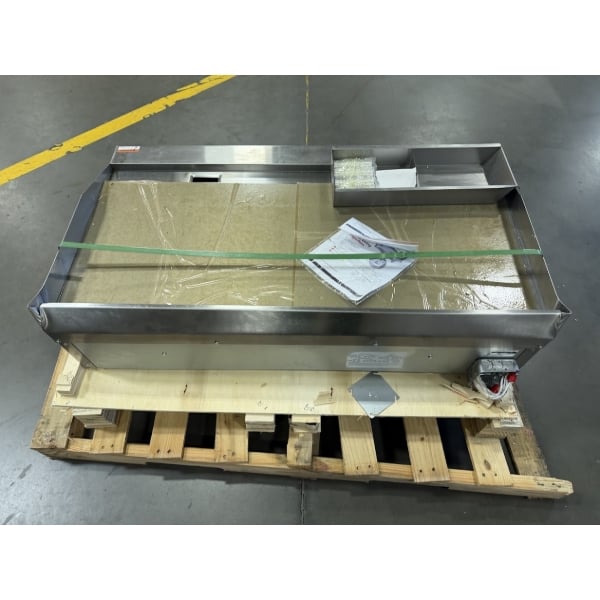 Scratch and Dent Cooking Performance Group G-CPG-48-M 48" Electric Countertop Griddle - 12 kW / 16 kW, 208 / 240V
