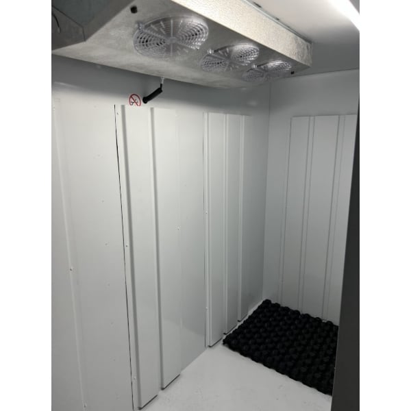 Scratch and Dent Leer S085UASPF S85 84" Outdoor Freezer with Straight Front and Steel Doors