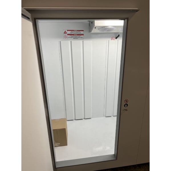 Scratch and Dent Leer S085UASPF S85 84" Outdoor Freezer with Straight Front and Steel Doors