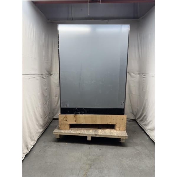 Scratch and Dent Avantco A-49R-G-HC 54" Glass Door Reach-In Refrigerator