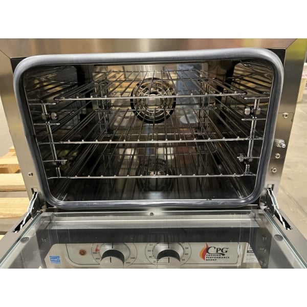 Scratch and Dent Cooking Performance Group COQ-T3-A 3-Tray Quarter-Size Electric Thermostatic Countertop Convection Oven - 120V, 1,650W
