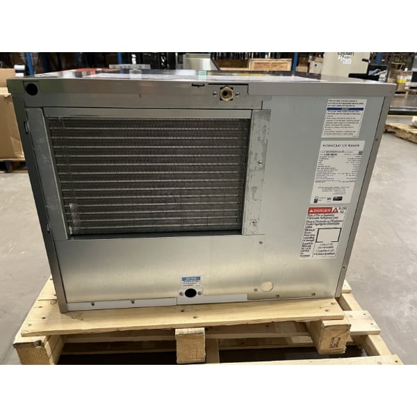 Scratch and Dent Hoshizaki KM-330MAK 30" Low Profile Air-Cooled Modular Crescent Cube Ice Machine - 431 lb., 115V
