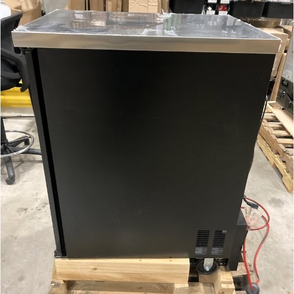 Scratch and Dent Turbo Air Super Deluxe TBB-1SBD-N6 24" Counter Height Back Bar Cooler with Solid Black Door