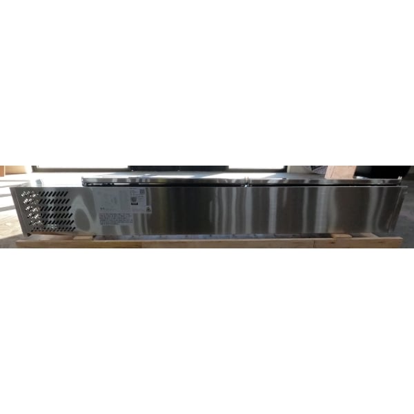 Scratch and Dent Avantco CPT-71 71" Countertop Refrigerated Prep Rail