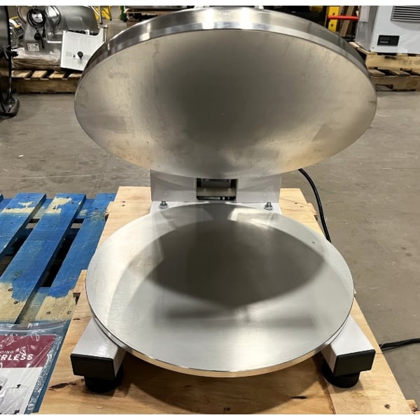 Scratch and Dent Estella DPC18P 18" Manual Clamshell Pizza Dough Press - 120V, 1200W