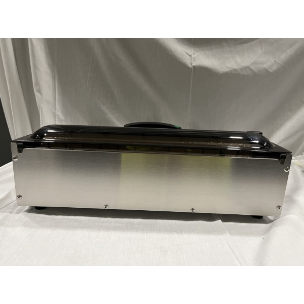 Scratch and Dent VacPak-It Ultima UVME16SS Vacuum Packing Machine with 16" Seal Bar, Roll Cutter, and Dual Piston Dry Pump - 120V, 550W