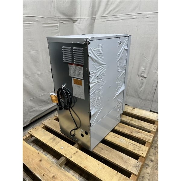 Scratch and Dent Scotsman CU50GAX-1A 14 7/8" Air-Cooled Undercounter Gourmet Cube Ice Machine with 26 lb. Storage Bin - 65 lb., 115V