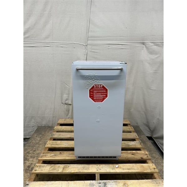 Scratch and Dent Scotsman CU50GAX-1A 14 7/8" Air-Cooled Undercounter Gourmet Cube Ice Machine with 26 lb. Storage Bin - 65 lb., 115V