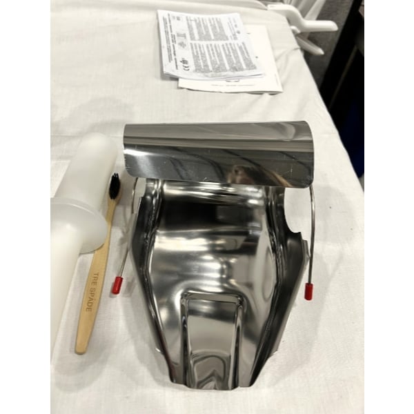 Scratch and Dent Tre Spade Med Junior Electric Tomato Mill F17400 - 2/5 hp, 300W