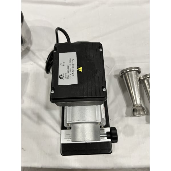 Scratch and Dent Tre Spade Med Junior Electric Tomato Mill F17400 - 2/5 hp, 300W