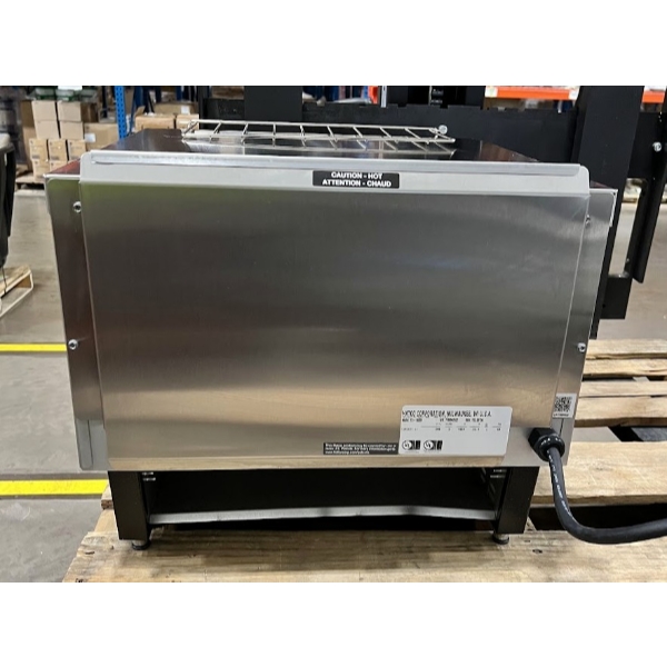 Scratch and Dent Hatco TQ-1800H Toast-Qwik Conveyor Toaster with 3" Opening - 208V, 4,600W