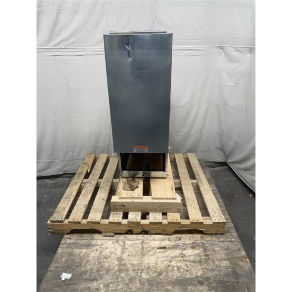 Scratch and Dent Pitco® 45C+S Liquid Propane 42-50 lb. Stainless Steel Floor Fryer