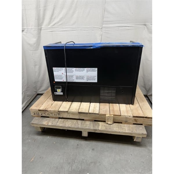 Scratch and Dent Structural Concepts CN43R-UC-E3 Oasis 47 5/8" Black Narrow Undercounter Air Curtain Merchandiser - 110-120V