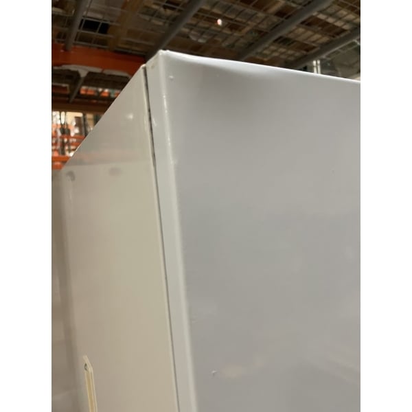 Scratch and Dent Avantco GDC-12F-HC 27" White Swing Glass Door Merchandiser Freezer with LED Lighting