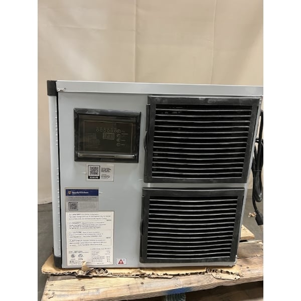 Scratch and Dent Avantco Ice MC-H-530-A 30" Air-Cooled Modular Half Cube Ice Machine - 500 lb., 115V