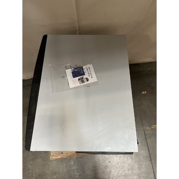 Scratch and Dent Avantco Ice MC-H-530-A 30" Air-Cooled Modular Half Cube Ice Machine - 500 lb., 115V