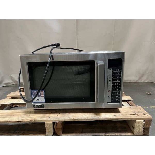 Scratch and Dent Amana RCS10TS Stackable Commercial Microwave with Push Button Controls - 120V, 1000W