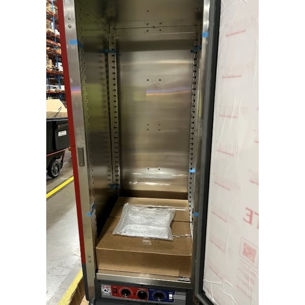 Scratch and Dent Metro C539-CFC-U C5 3 Series Full-Size Insulated Holding/Proofing Cabinet Clear Door 120V