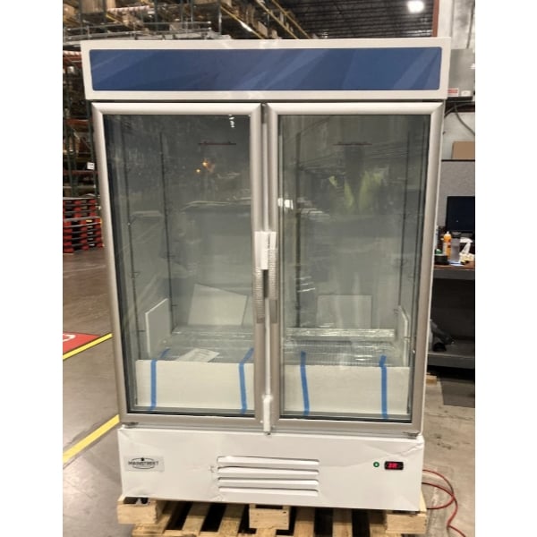 Scratch and Dent MainStreet Equipment GMC-49 52 3/4" White Swing Glass Door Merchandiser Refrigerator - 120V