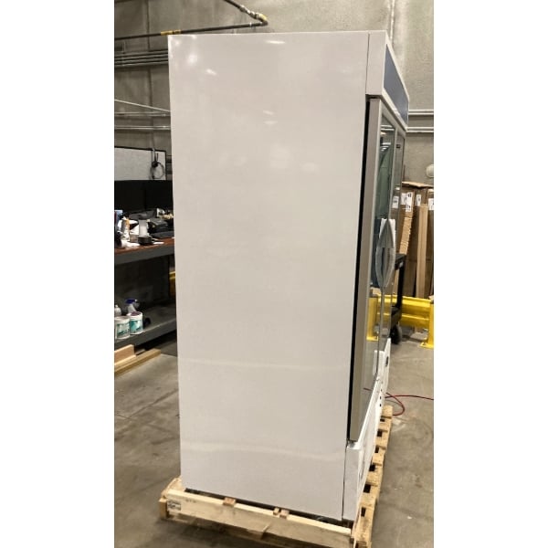 Scratch and Dent MainStreet Equipment GMC-49 52 3/4" White Swing Glass Door Merchandiser Refrigerator - 120V