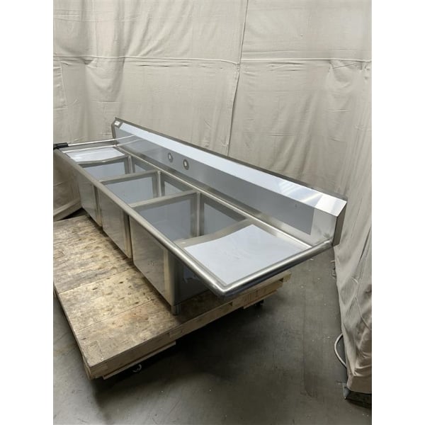 Scratch and Dent Regency 94" Three Compartment Commercial Sink with Galvanized Steel Legs, Two 18" Drainboards, and 18" x 18" x 14" Sink Bowls