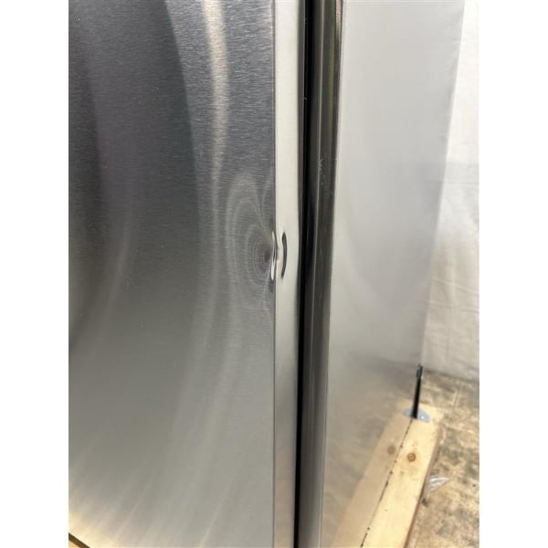 Scratch and Dent Avantco UDD-36-HC-S 36" Stainless Steel Four Tap Kegerator Beer Dispenser - (1) 1/2 Keg Capacity