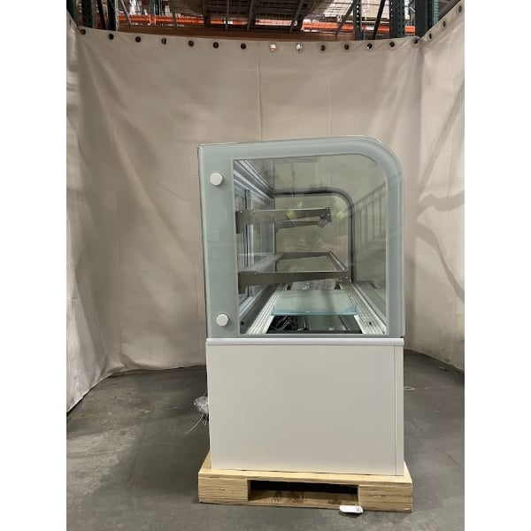 Scratch and Dent Avantco BC-60-HC 60" Curved Glass White Refrigerated Bakery Display Case