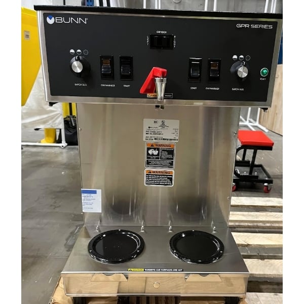 Scratch and Dent Bunn 20900.0011 Dual GPR-DBC 18.9 Gallon Dual Coffee Brewer - 120/240V, 6,890W