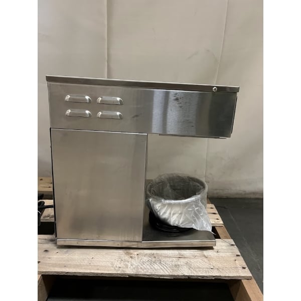 Scratch and Dent Curtis ALP3GTR12A000 12 Cup Coffee Brewer with 3 Lower Warmers on Right - 120V
