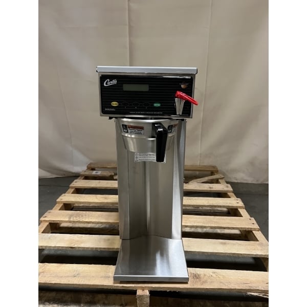 Scratch and Dent Curtis D500GT12A000 Automatic Airpot Coffee Brewer with Digital Controls - 120V, 1,675W