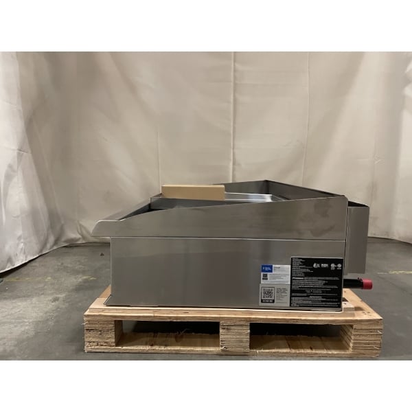 Scratch and Dent Cooking Performance Group GTU-CPG-48-N Ultra Series 48" Chrome Plated Natural Gas 4-Burner Countertop Griddle - 120,000 BTU