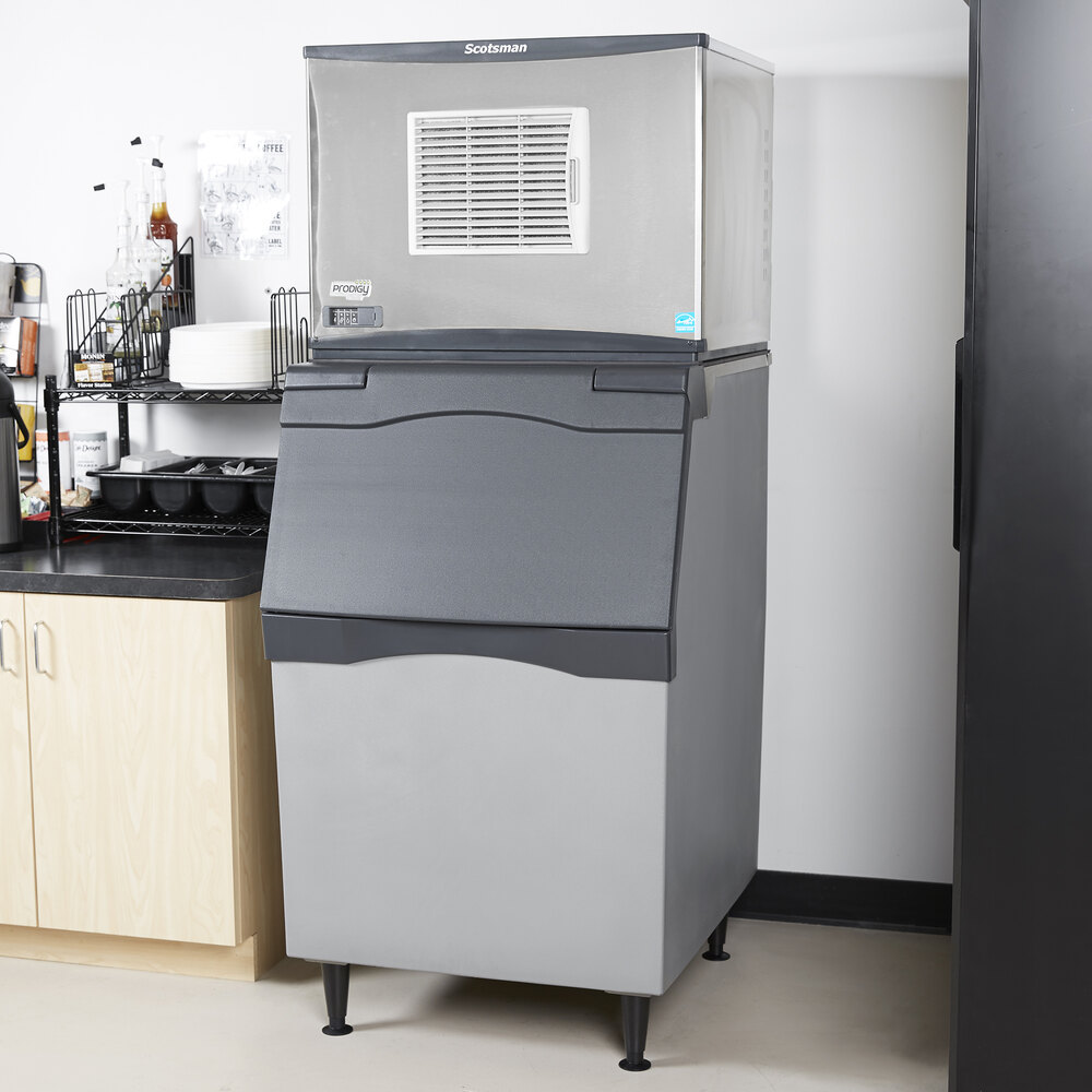 Scotsman C0330SA1D Prodigy Series 30" Air Cooled Small Cube Ice Machine 350 lb.