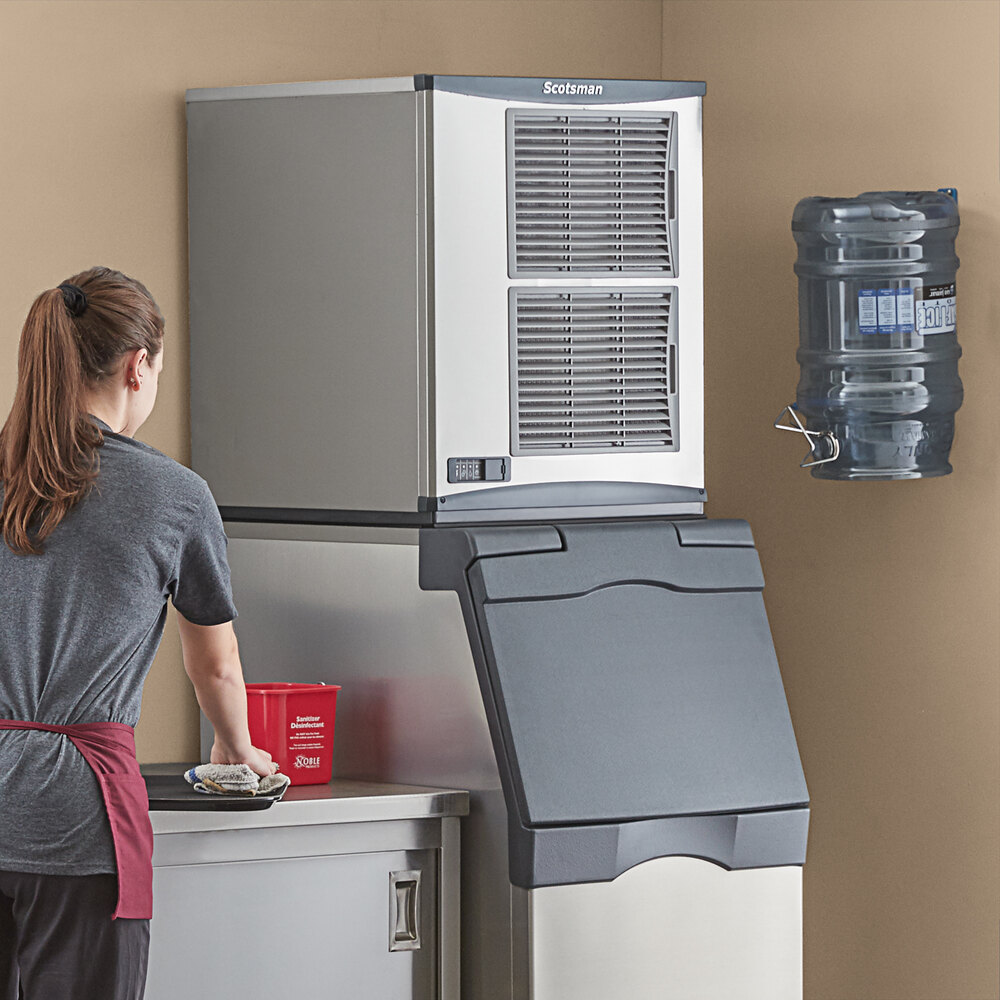 Scotsman F1222A32 Prodigy Plus Series 22 15/16" Air Cooled Flake Ice