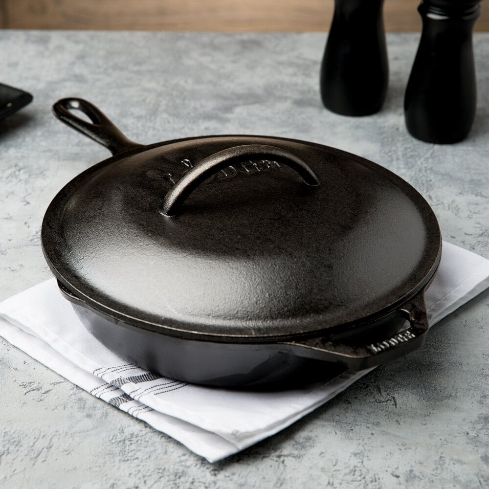 Lodge L8SK3 10 3/4" Pre-Seasoned Cast Iron Skillet