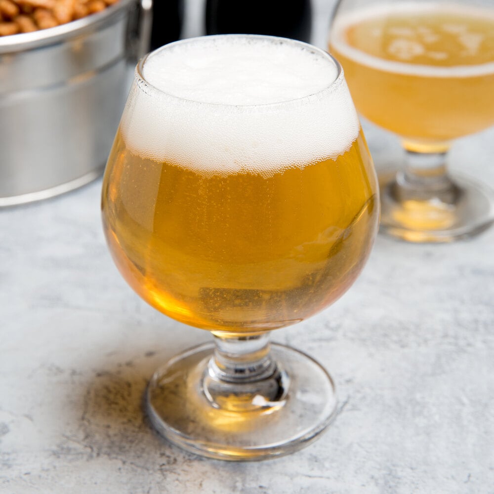 12 Beer Glass Types, Styles, & Shapes - WebstaurantStore