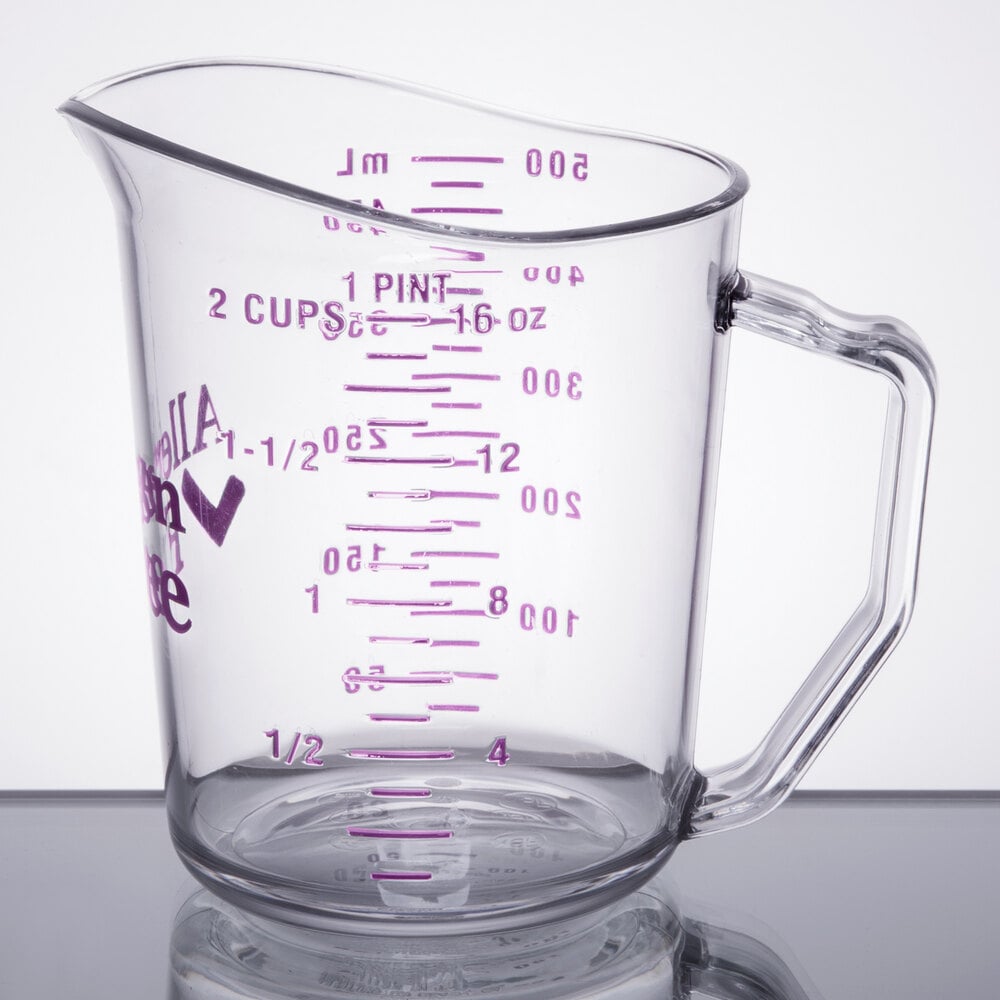 Cambro 50MCCW441 Camwear 1 Pint Allergen Free Purple Measuring Cup