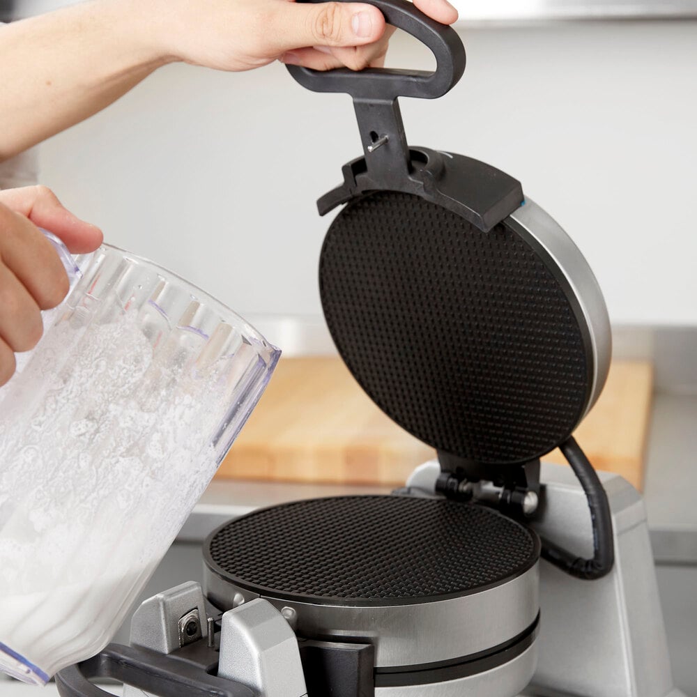 Waring WWCM200 Double Waffle Cone Maker 120V