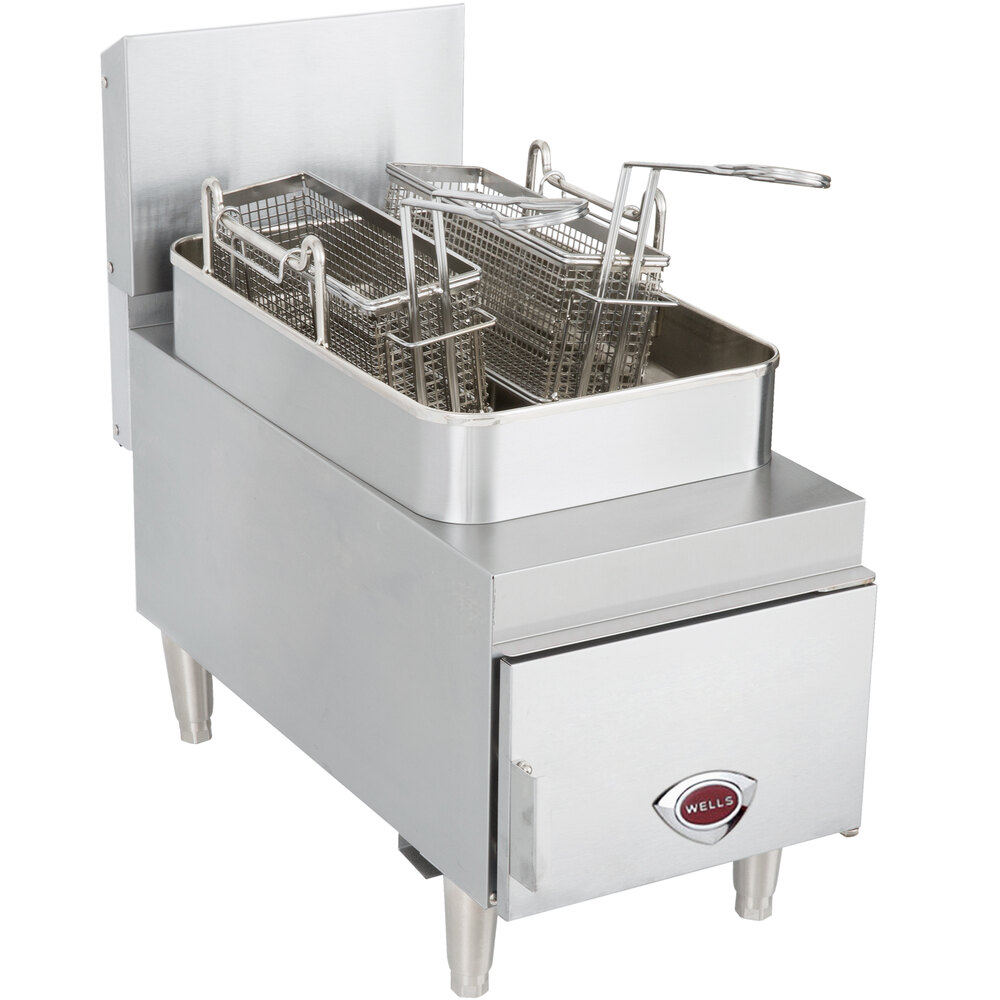 Wells GF15 Natural Gas 15 lb. Gas Countertop Fryer 30,000 BTU