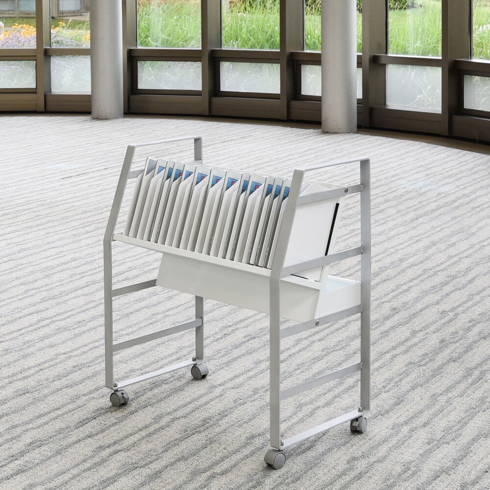Luxor LOTM16 16 Tablet / Chromebook Open Charging Cart